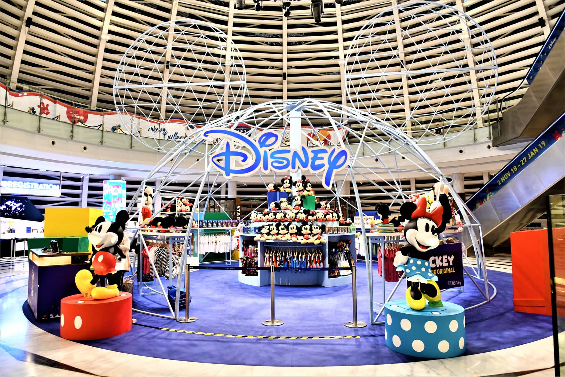 Dream World - Bangkok Disneyland in Thailand