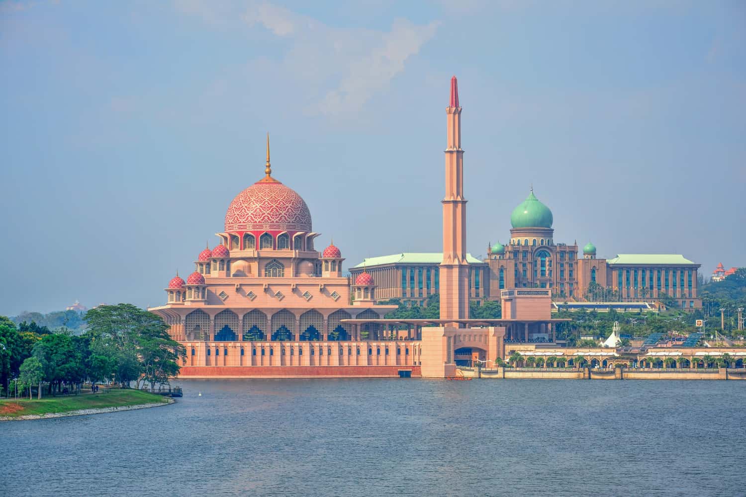 Putrajaya Tour in Discovery Southeast Tours