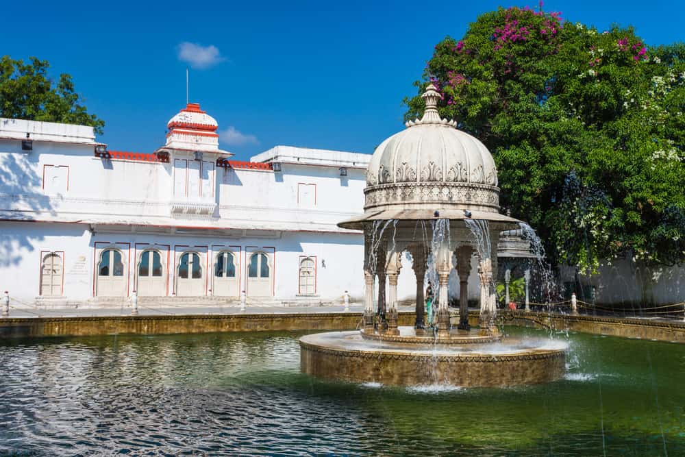 Saheliyon Ki Bari in Golden Triangle