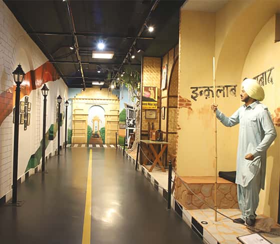 Visit Jaipur wax museum in Golden Triangle