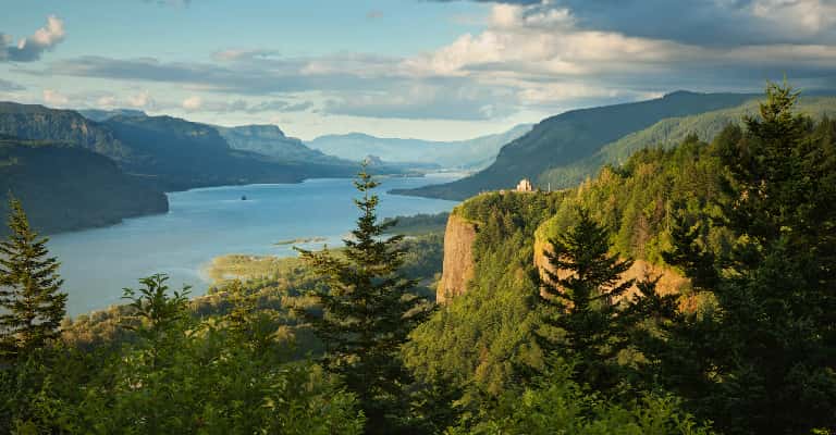 Explore Giant Trail In Sleeping Giant Provincial Park in Canada