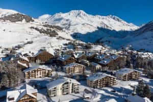 Top 50 Honeymoon Destinations Worldwide You Can’t Miss It!