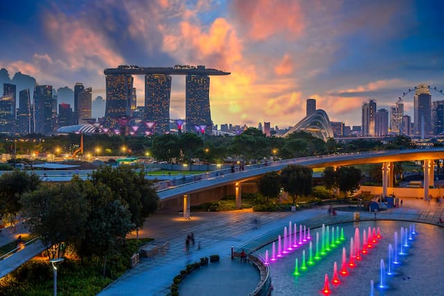 Dreams Singapore Malaysia with 2 Nights Cruise