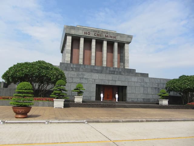 Vietnam with Phu Quoc Tour