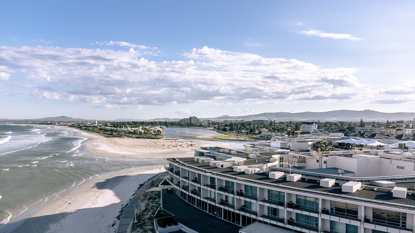 Cape Town at Lagoon Beach Hotel