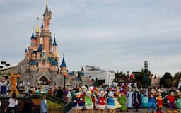 Disneyland Paris Entrance 