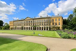 London Oxford Old Campus 