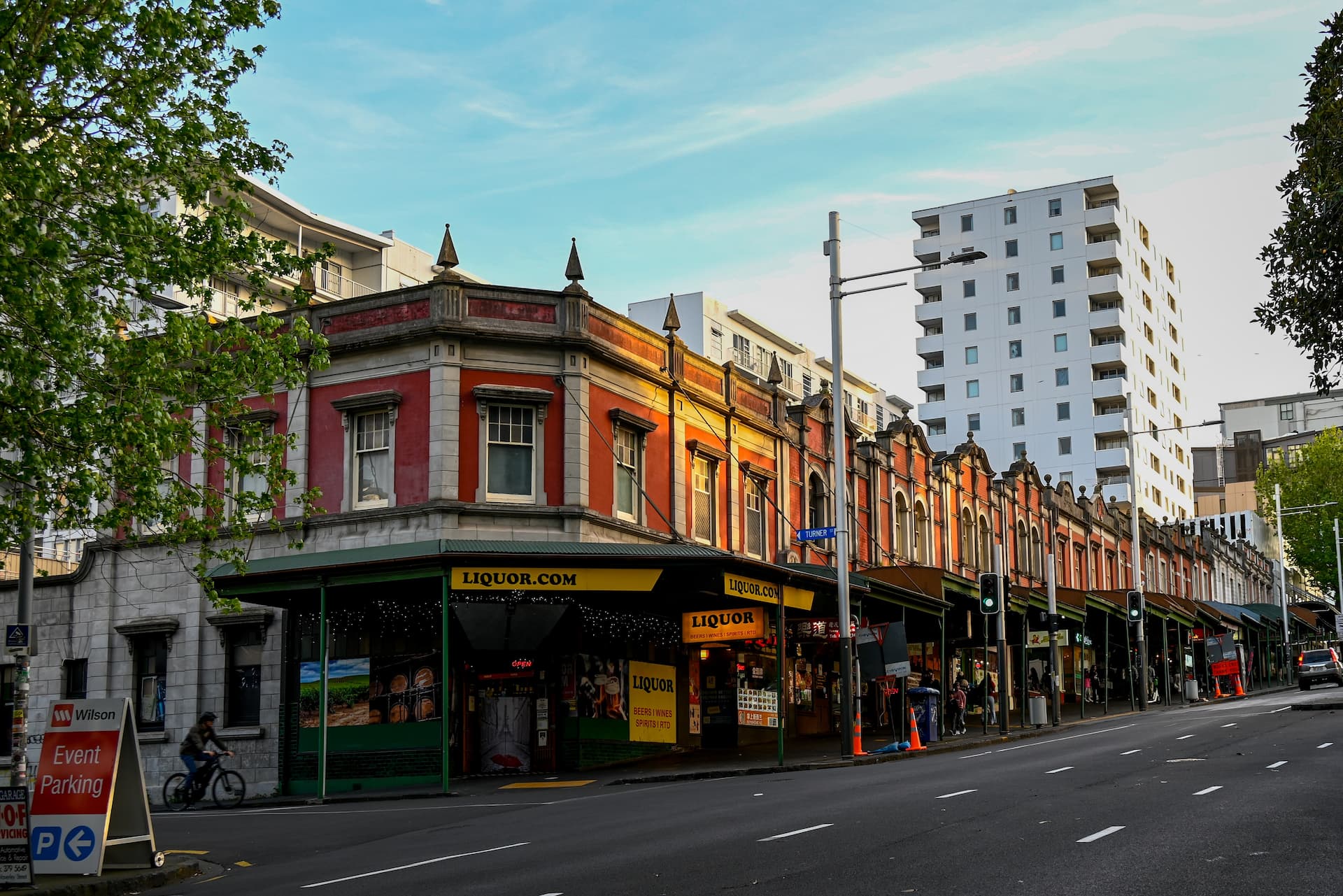 Queen Street 1