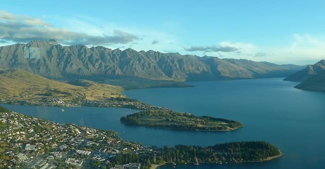 Experience New Zealand With FJ Chef Tour