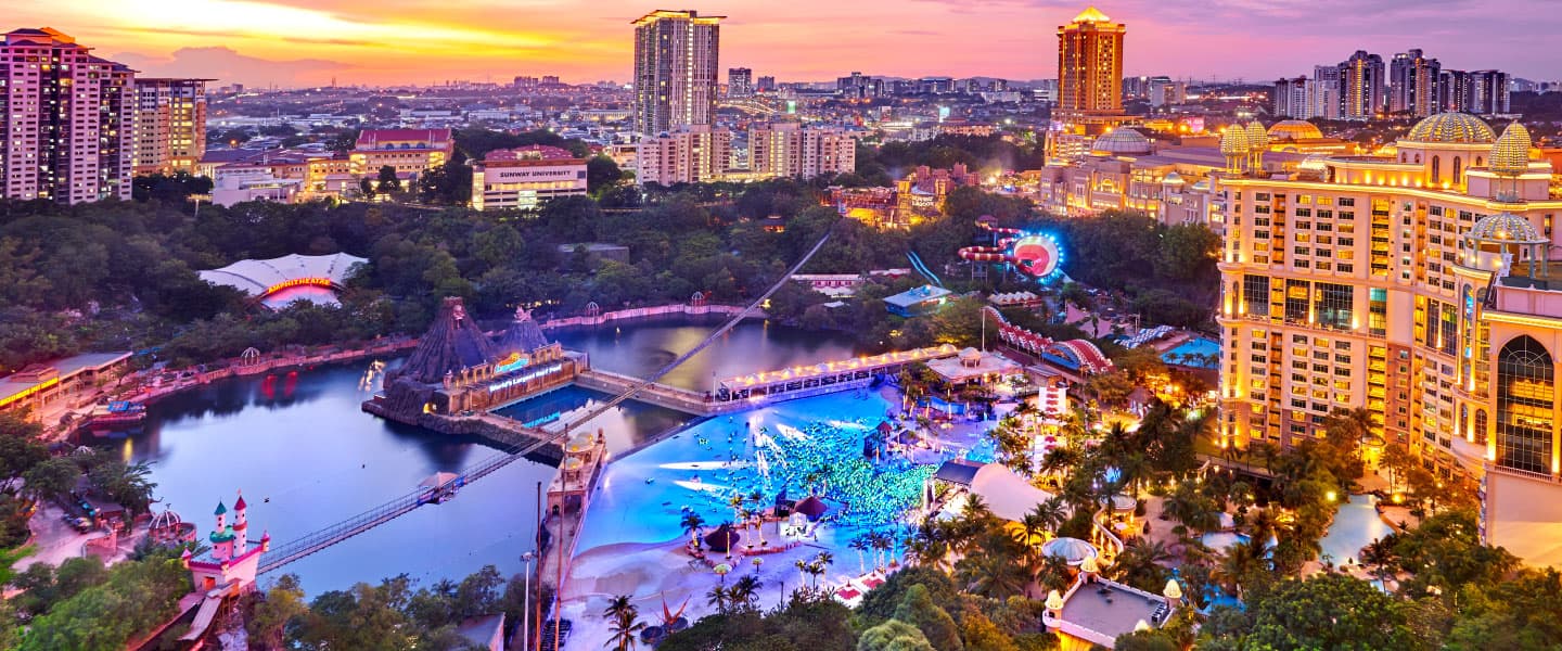 Sunway Lagoon Theme Park Overview 1