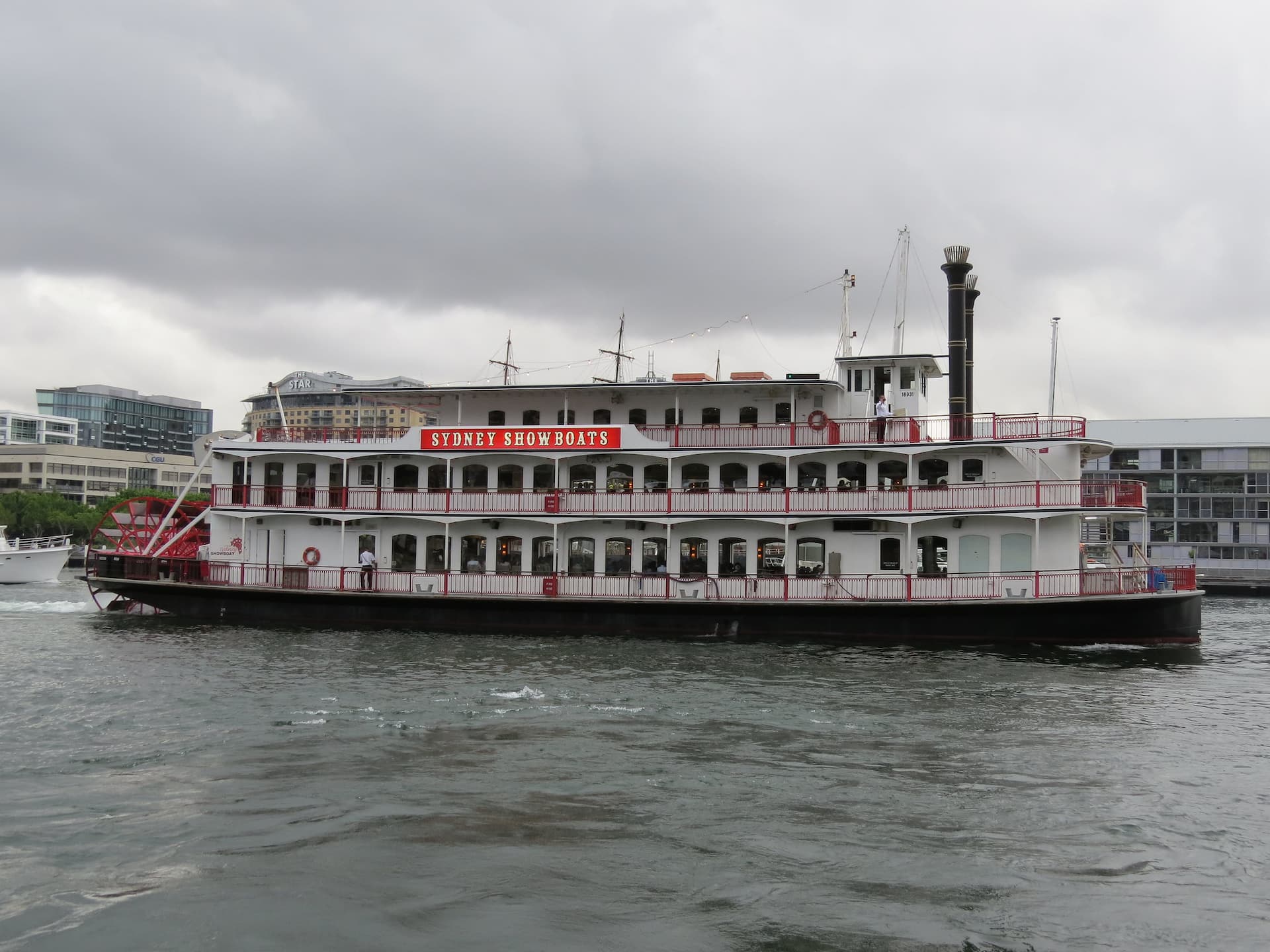 Sydney Showboat Cruise