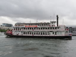 Sydney Showboat Cruise
