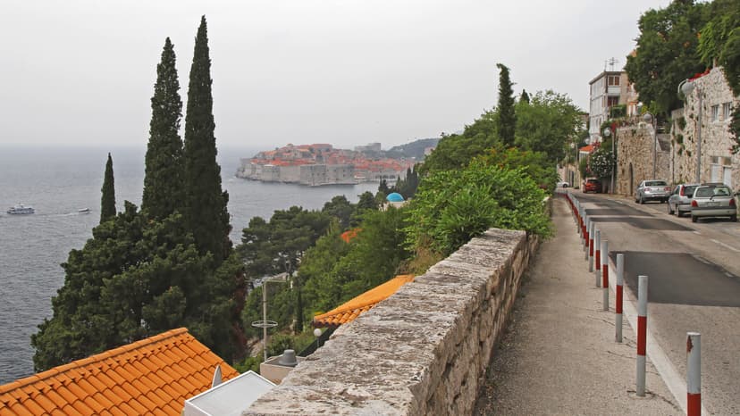 Walk Dubrovnik City Walls