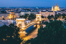 Budapest Chain Bridge Night View 1