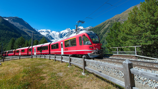alpine train 001