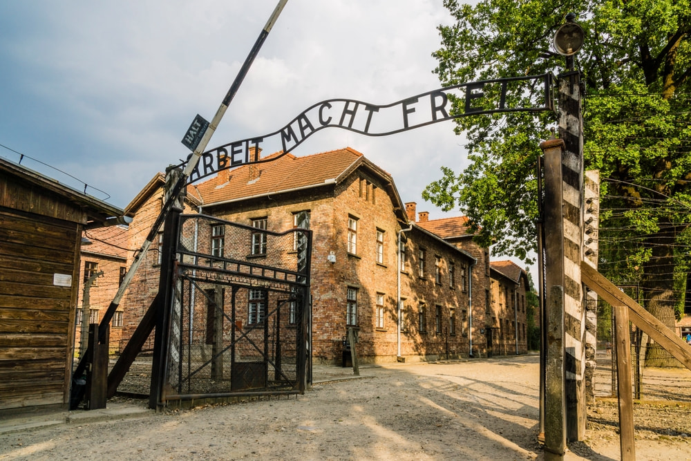 Auschwitz 1