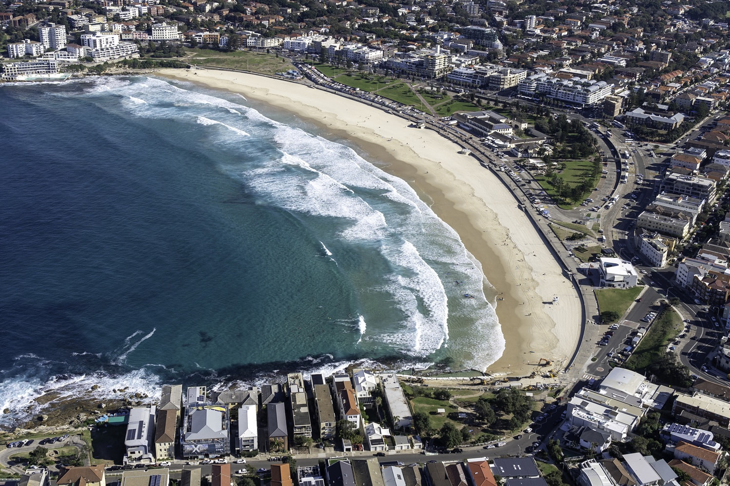 Bondi Beach Overview 
