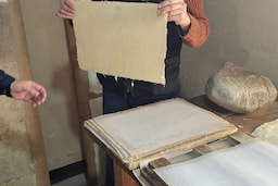 Bumazhnaya Fabrika Meros