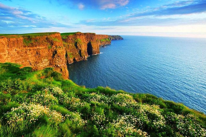 Cliffs of Moher Tour Including Wild Atlantic Way and Galway City from Dublin