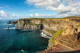 Cliffs of Moher Tour Including Wild Atlantic Way and Galway City from Dublin