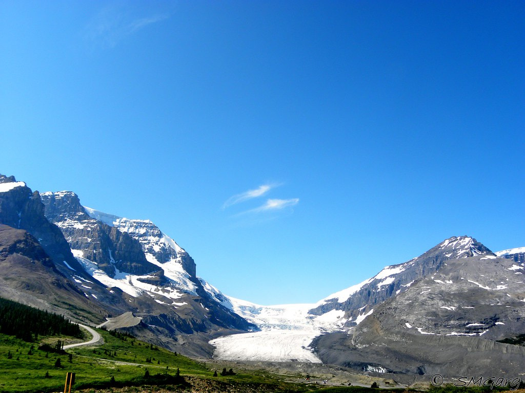 Columbia Icefield 2