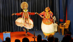 Enjoy Kathakali Dance Show