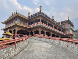 Dirang Monastery