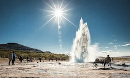 Golden Circle Tour ( Thingvellir National Park, Geysir, Gullfoss ) 1