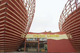 Harbor Corner Vinwonders 1