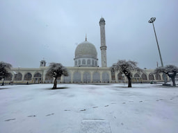 Hazratbal Shrine Mosque