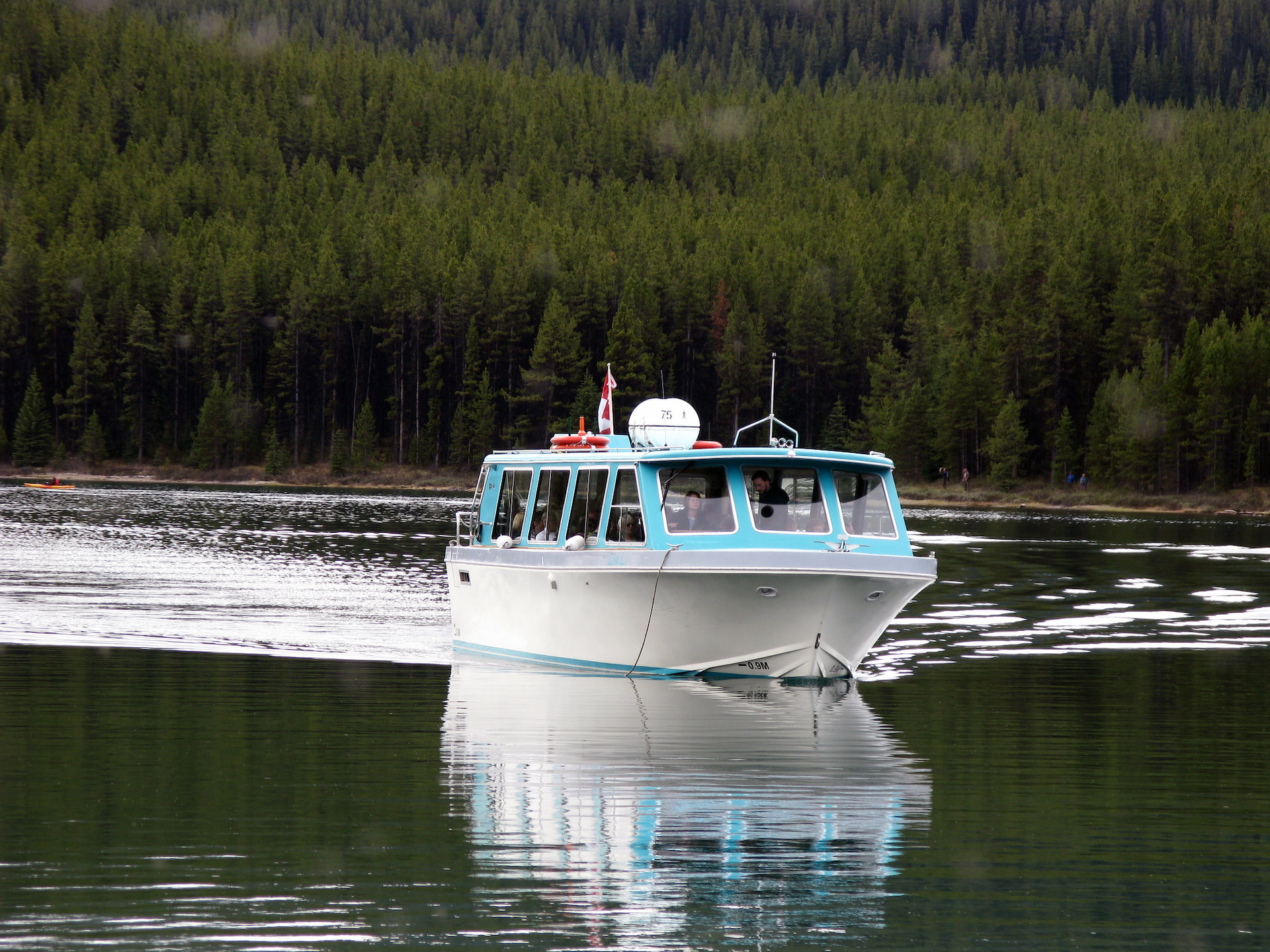 Maligne Lake Cruise