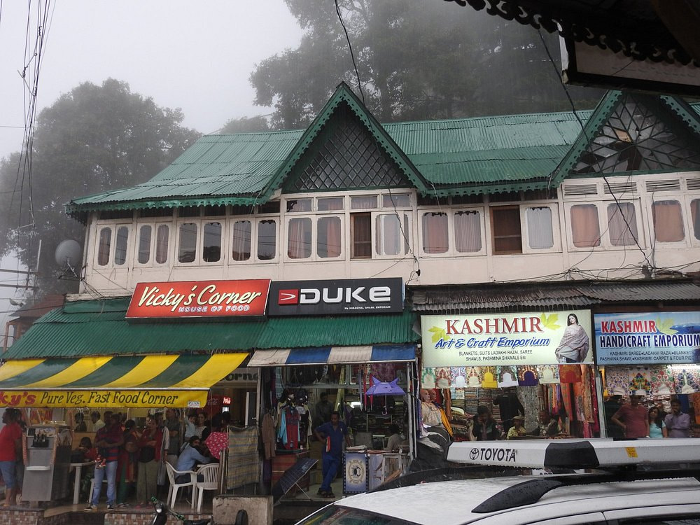 Mall Road Dalhousie