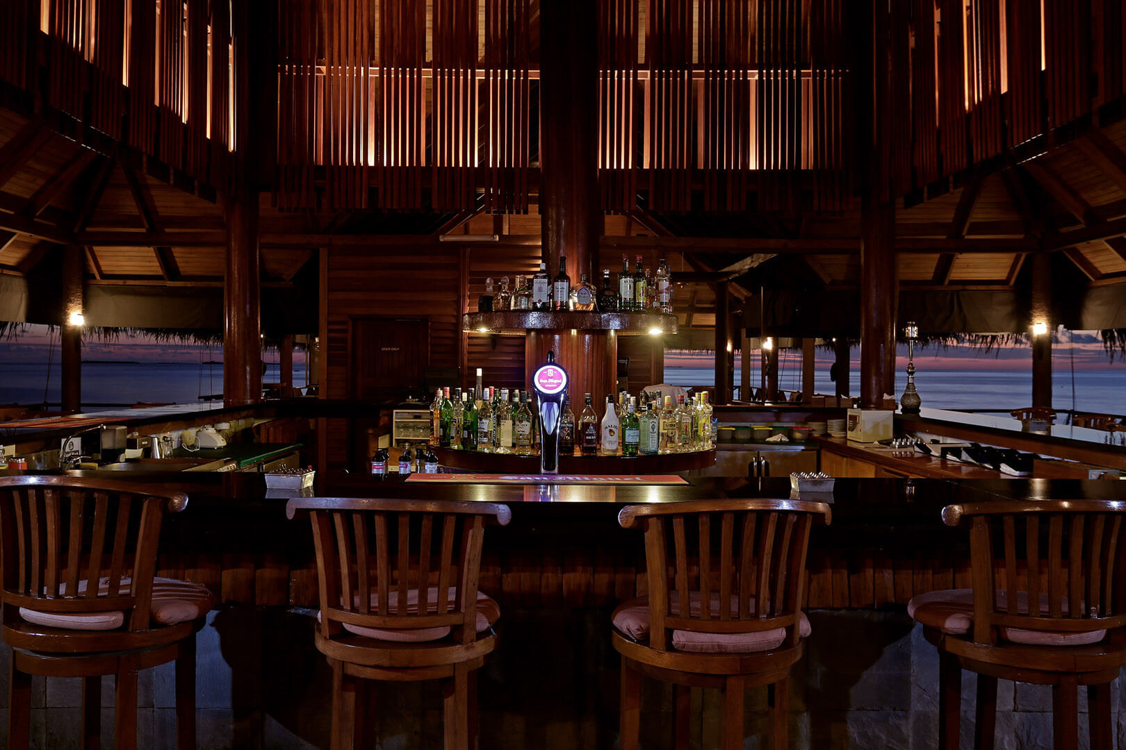 Medhufushi Island Resort Restaurant 