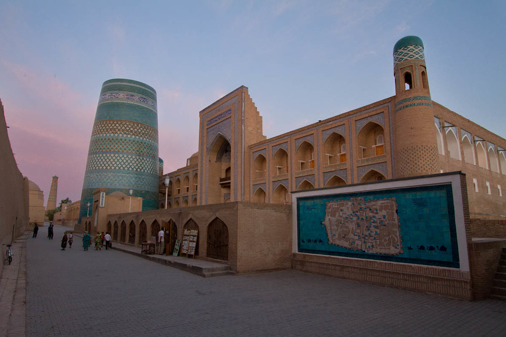 Mohammed Amin Khan Madrasa