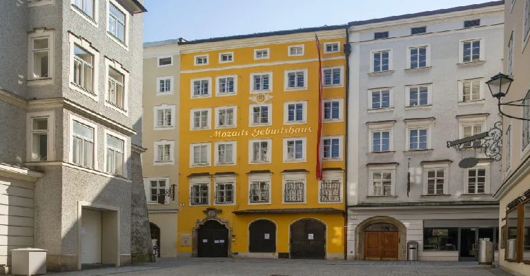 Mozart House (Outside)