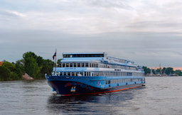 Neva river cruise 1