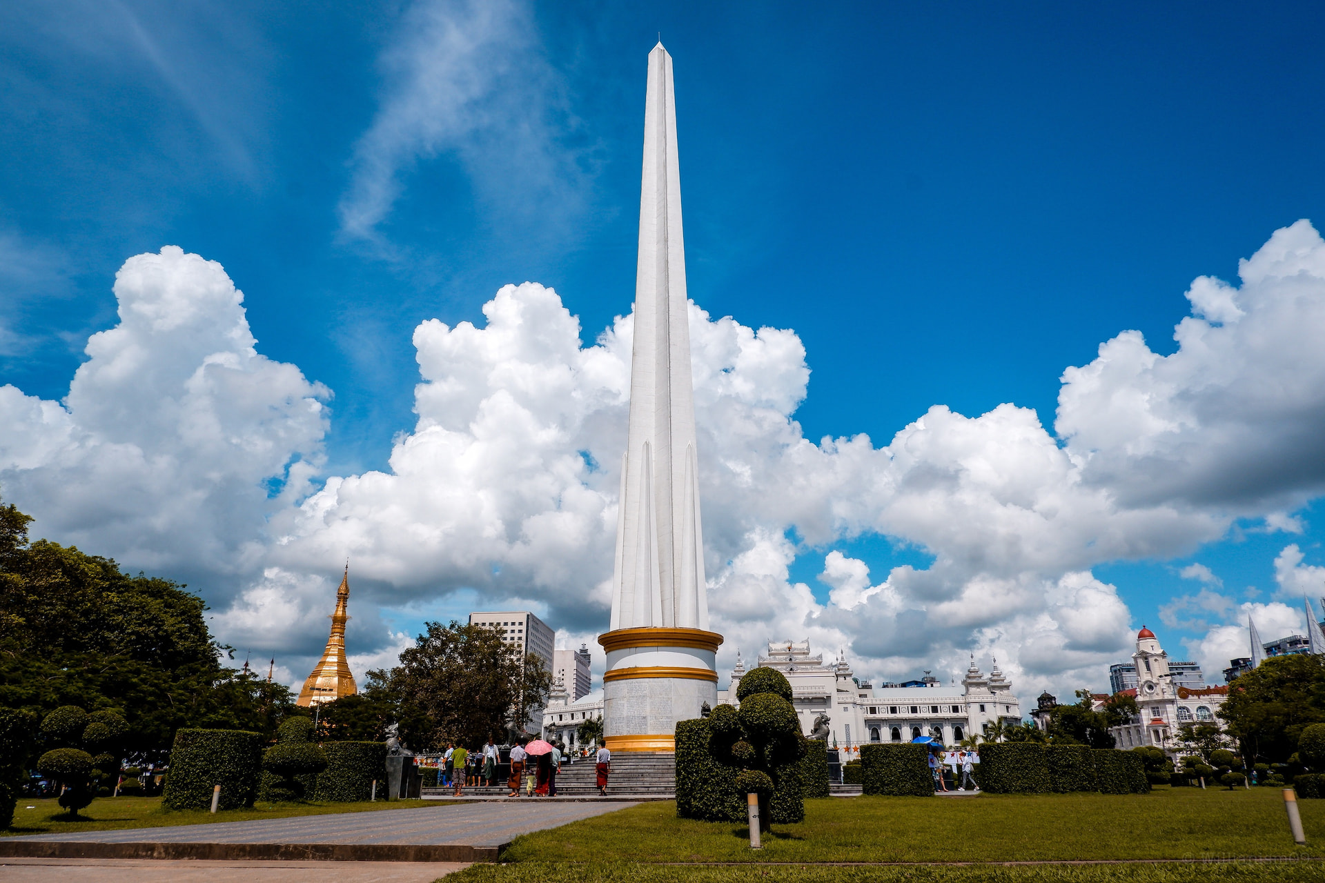 Obelisk 1