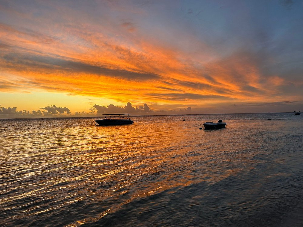 outrigger mauritius beach resort