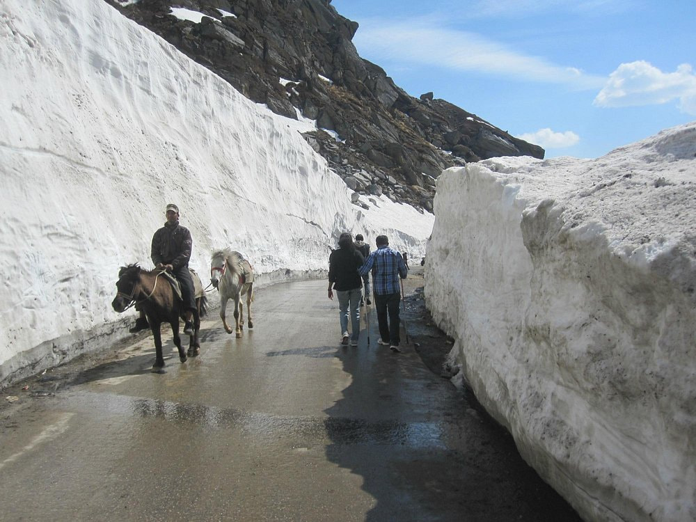 Rohtang Pass (Optional Cost )