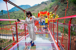 Rong May Glass Bridge 1