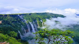 Seven Sister waterfall