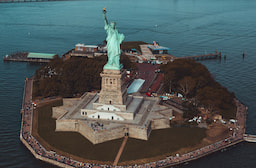 Statue of Liberty and Ellis Island Tour
