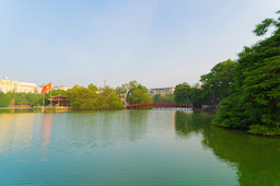 Hoan Kiam Lake 1