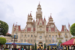 Shrek 4-D Adventure 1