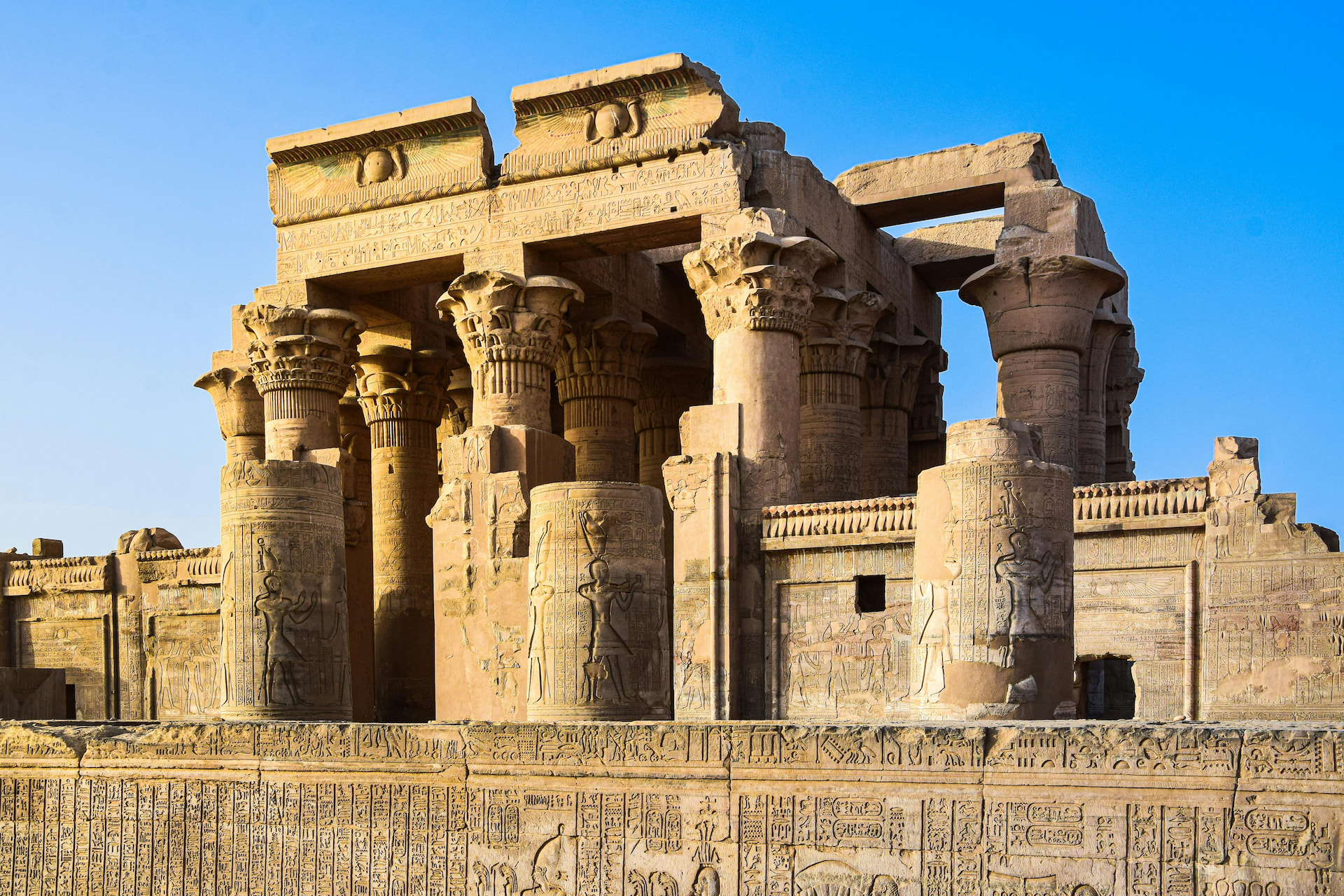 Visit Kom Ombo Temple 1