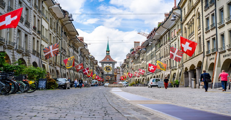 Walking Tour Of Bern