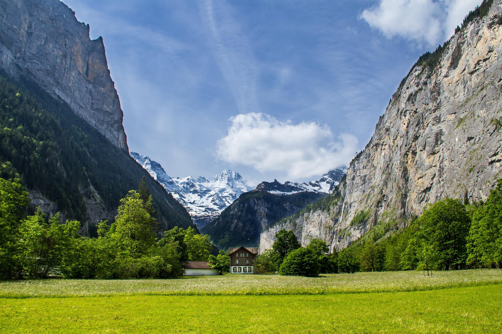 LauterBrunnen Valley