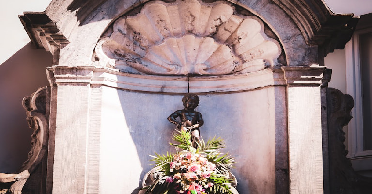 Manneken Pis Statue