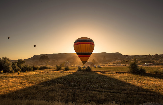 Take a balloon ride in Teotihuacán