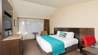 Copthorne Hotel and Resort Queenstown Lakefront Room